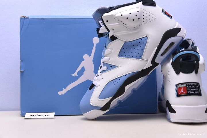CT8529-410 Air 6 UNC Jordan 0517